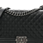 Caviar Quilted New Medium Boy Flap Black