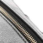 Caviar Quilted Toiletry Case With Chain Black