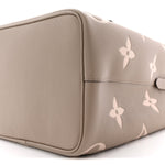 Empreinte Monogram Giant Neonoe MM Tourterelle Creme