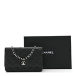 Caviar Quilted CC Turnlock Wallet On Chain WOC Black