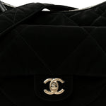 Nylon Velvet Effect Quilted Large Bowling Bag Black
