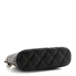 Caviar Quilted Classic Clutch With Chain Black