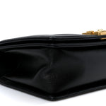 Caviar Quilted Medium Boy Flap Black