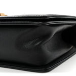 Caviar Quilted Medium Boy Flap Black