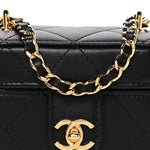 Lambskin Quilted Vanity Clutch With Chain Black