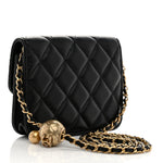 Lambskin Quilted Pearl Crush Clutch With Chain Black