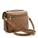 Reverse Monogram Pochette Metis