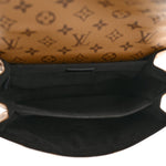 Reverse Monogram Pochette Metis