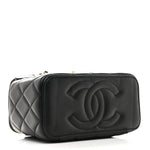 Lambskin Quilted Pearl Crush Small Vanity Case With Chain Black