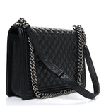 Caviar Quilted Large Boy Flap Black