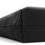 Grained Calfskin Triomphe Medium Cabas Anais Black