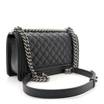Caviar Quilted Medium Boy Flap Black