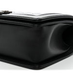 Caviar Quilted Medium Boy Flap Black