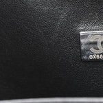 Caviar Quilted Medium Boy Flap Black
