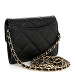 Caviar Quilted Flap Card Holder On Chain Black