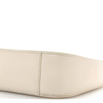 Smooth Calfskin Le 5 A 7 Hobo Crema Soft