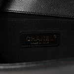 Caviar Quilted Medium Boy Flap Black