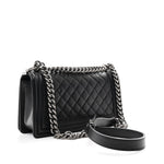 Caviar Quilted Medium Boy Flap Black