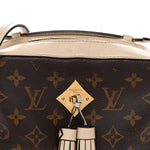 Monogram Saintonge Creme