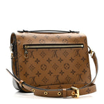 Reverse Monogram Pochette Metis