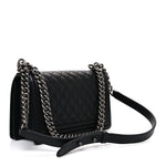 Caviar Quilted Medium Boy Flap Black