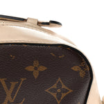 Monogram Saintonge Creme