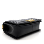 Caviar Quilted Medium Boy Flap Black