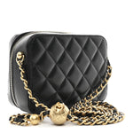 Lambskin Quilted CC Pearl Crush Camera Case Black