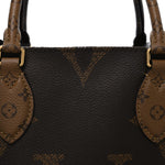 Reverse Monogram Giant Onthego MM