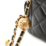 Lambskin Quilted Pearl Crush Small Vanity Case With Chain Black