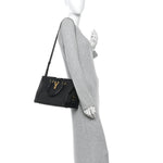 Calfskin Small Classic Y Cabas Black