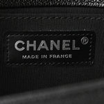 Caviar Quilted Medium Boy Flap Black