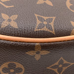 Monogram Loop
