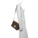 Monogram Pochette Metis