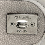 Caviar Quilted Medium French Riviera Flap Light Grey