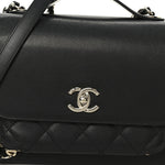 Caviar Quilted Medium Business Affinity Flap Black
