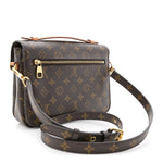 Monogram Pochette Metis