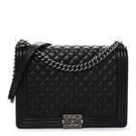 Caviar Quilted Large Boy Flap Black