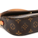 Monogram Ivy Wallet On Chain