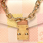 Damier Giant Pochette Metis East West Peach