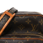 Monogram Amazone