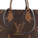 Reverse Monogram Giant Onthego MM
