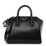 Shiny Lord Calfskin Medium Antigona Black