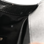 Caviar Quilted Medium Boy Flap Black