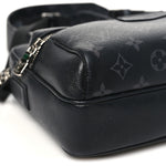 Taiga Monogram Eclipse Outdoor Messenger Black