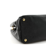 Saffiano Medium Galleria Double Zip Tote Black