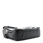 Taurillon Monogram Steamer Messenger Black