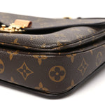Monogram Pochette Metis