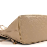 Empreinte Monogram Giant Neverfull MM Tourterelle