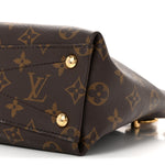 Monogram V Tote BB Black